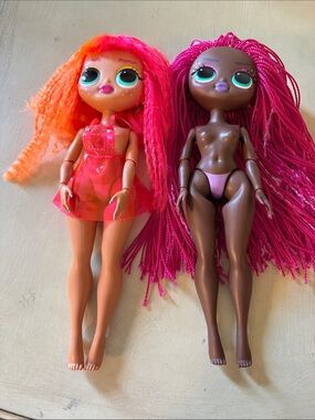 LOL Surprise Two 9 Inch Fashion Dolls Dance Dance Virtuelle & Neonlicious 9 Inch